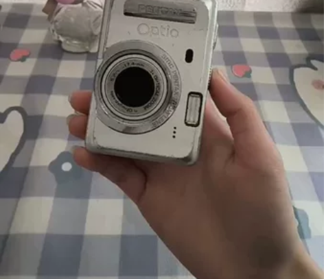 宾得s55 出片复古感十足，成色还算不错，...