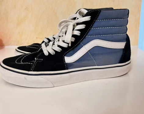 vans高帮蓝色板鞋 40码 鞋底衔接那块...