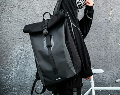 2021年新款潮牌男士骑行双肩背包休闲百搭...