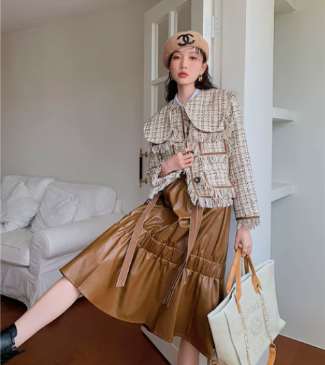 咖色a字高腰半身裙女秋冬天配毛衣显瘦遮跨伞...