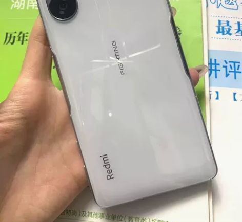 红米k40游戏增强版，8+128g，光刃，...