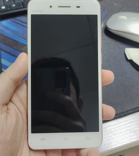 vivo V3MA 功能正常 屏幕有点老化...