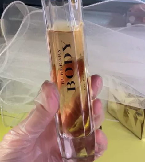 Burberry博柏利body裸纱香水ED...