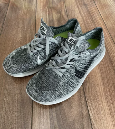 耐克nike飞线技术灰色跑鞋运动鞋41 灰...