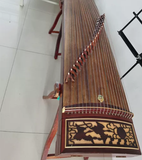 闲置转让,原价5000多,在当地专卖店买的...