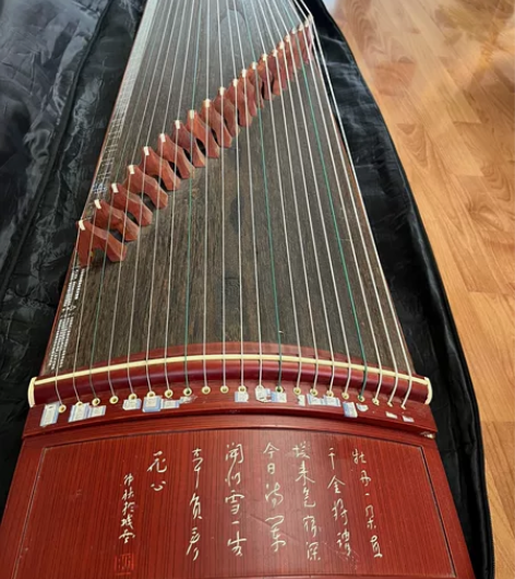 古筝，入门级，有开裂，不影响音质和练习，带...