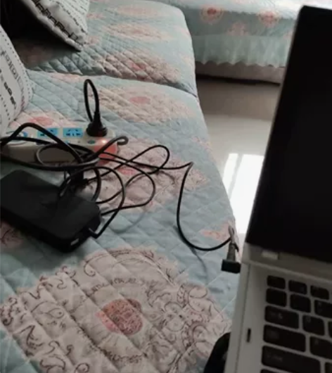 清华同方x46h笔记本电脑，没有硬盘，电池...