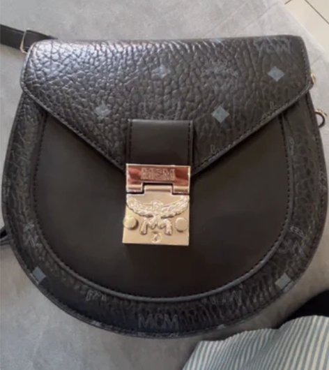 闲置转让 MCM 女士马鞍包大号单肩 斜挎...