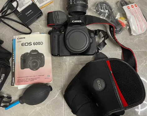 佳能单反，600D套机 原装18-55mm...