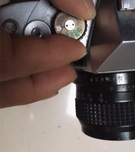 海鸥DF-1ETM相机 快门动作 测光没反应