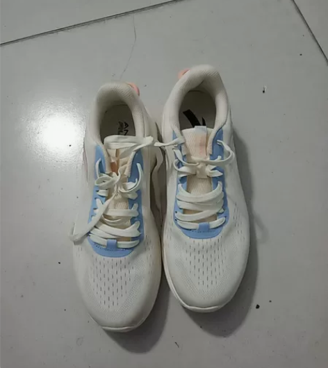 安踏超轻网面跑步鞋  38码  实物拍摄 ...