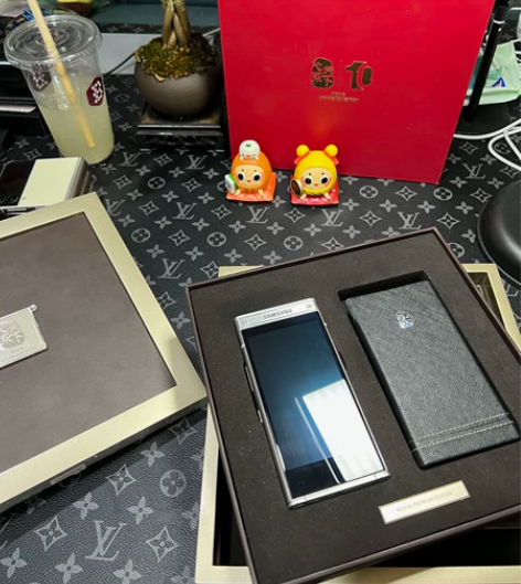三星W2018+   翻盖高端商务全网通 ...