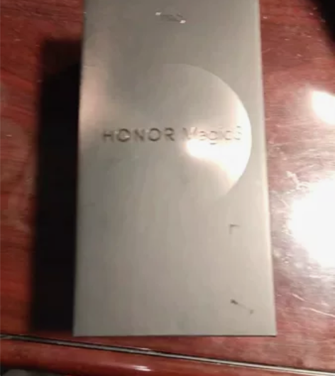 荣耀Magic3 Pro 原包装，除了手机...