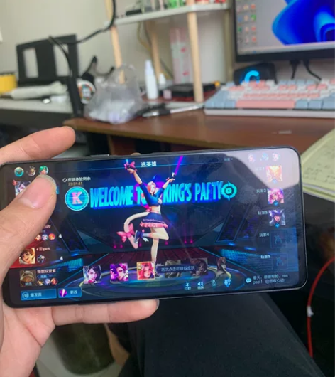 努比亚x 8+128的副屏坏了不显示其他功...