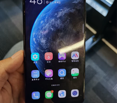 中兴Axon30第二代屏下摄像手机，全新官...