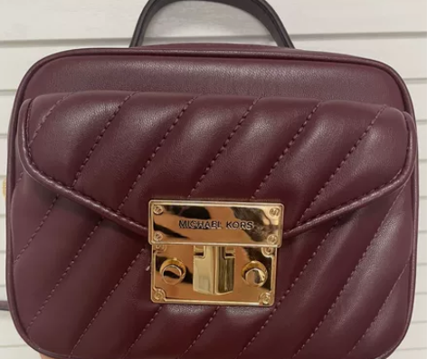 MK相机包 9.5新正品，喜欢的私信，葡萄...