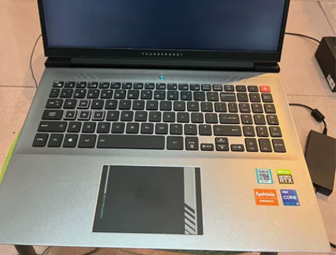 雷神zero11代i7 3070 去年8月...