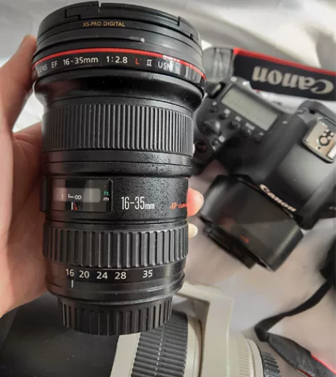 16-35f2.8二代。有意者私，自用镜头...