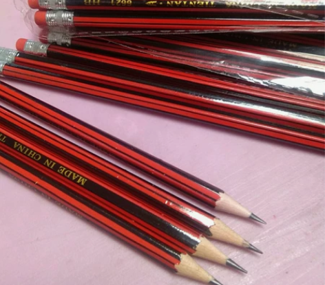 亏本100支装儿童原木铅笔小学生hb幼儿园...