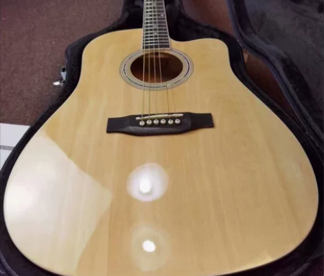 低价转让一千多全新吉他，适合初学者 因为疫...