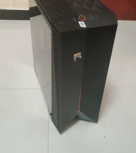 电脑机箱，攀升机箱，大小板都可以装，成色可...