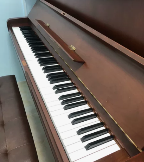 韩国进口英昌钢琴，琴行自用，由于疫情影响，...
