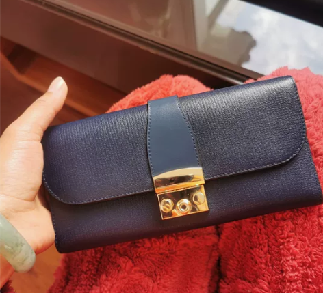 红谷女士牛皮钱包 靛蓝色全新，包装袋，全套...