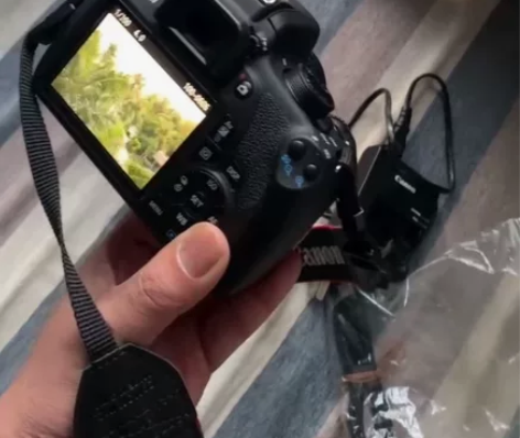 99新佳能单反相机1200d套机,本人只用...