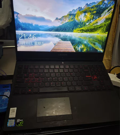 y7000，19年3月6999买的，自己换...