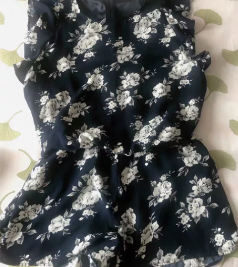 剪标日系连体裤 清新小碎花 全新 没穿过没...
