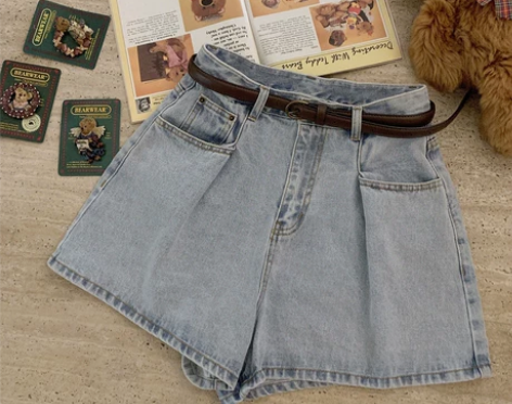 褶子 阔腿 蓝色 牛仔短裤 H 感兴趣的话...