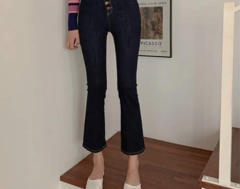 韩国代购韩国货排扣高腰牛仔裤原色显瘦提臀修...