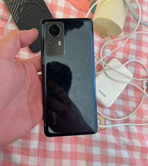 小米12pro 8256 成色不好，换过一...