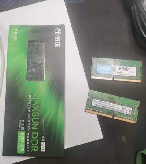 两条笔记本DDR4 8g内存条  一根铭瑄...
