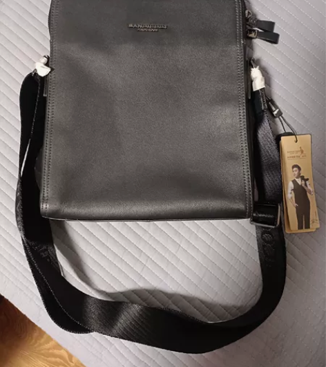 男士 单肩包 出差随身背 全新未拆封 未使...