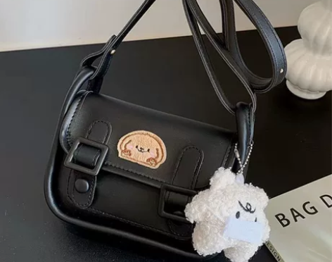 高级感小包包女2022新款洋气百搭森系小挎...