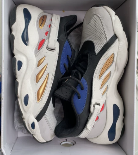 李宁老爹鞋 42码半 原盒 穿搭风格变化 ...