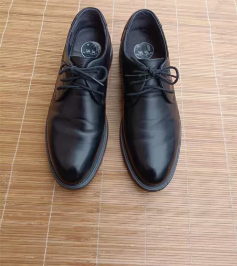 39码 骆驼皮鞋 鞋子保证...