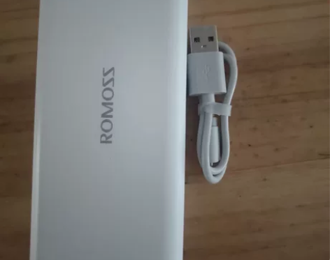 罗马仕10000高傲充电宝 感兴趣的话点“...