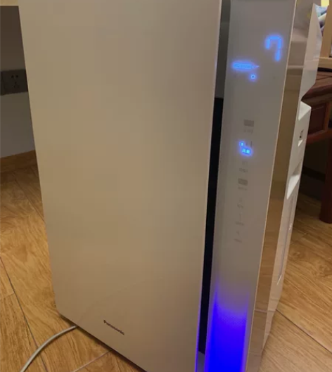 京东买了不到一年的松下空气消毒机，当时买了...