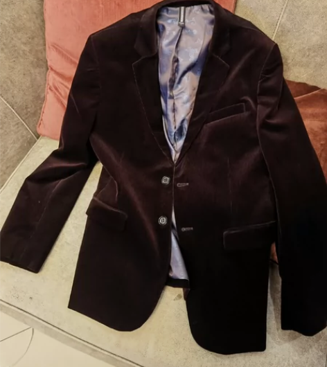 红豆，男士休闲西装外套，灯芯绒面料，深酒红...