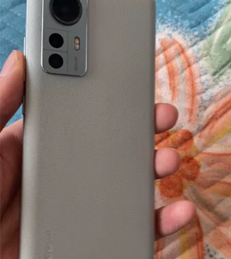 出一台自用小米12，原野绿，8+128自定...