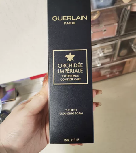 全新娇兰御庭兰花洁面 套盒里的，全新未开封...