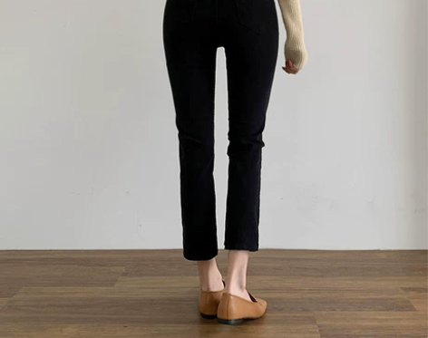 烟管裤牛仔裤女2022年新款春秋黑色直筒高...