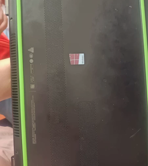 惠普暗影精灵2-pro9成新游戏本，电池不...