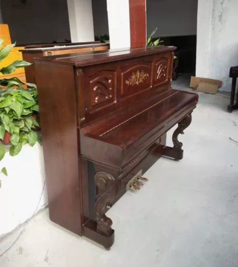 进口韩国英昌U121NFI演奏级别钢琴一台...