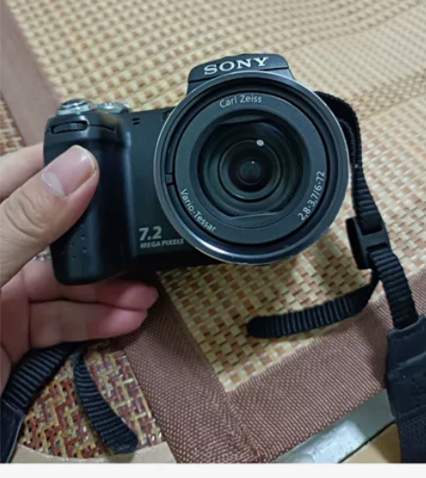 索尼h5 长焦相机 成色95新，功能正常无...