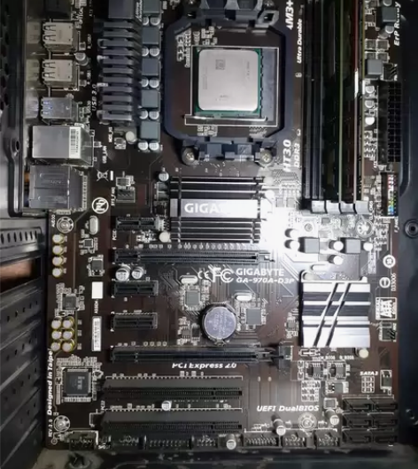 AMD FX8300cpu+技嘉GA-97...