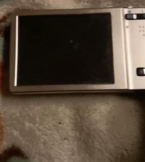 欧达相机T500拍照正常使用电池内存卡4G...