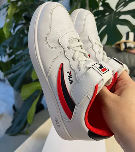 FILA斐乐儿童板鞋运动鞋休闲鞋，商场专柜...